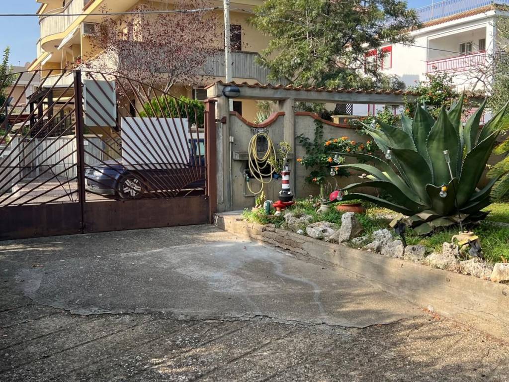 Palazzo / stabile a Ginosa in Via Pietro Mascagni - Foto 4