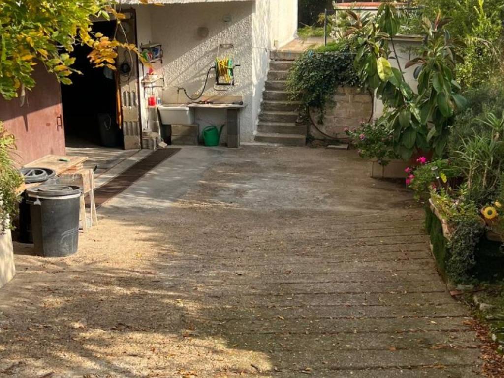 Palazzo / stabile a Ginosa in Via Pietro Mascagni - Foto 5