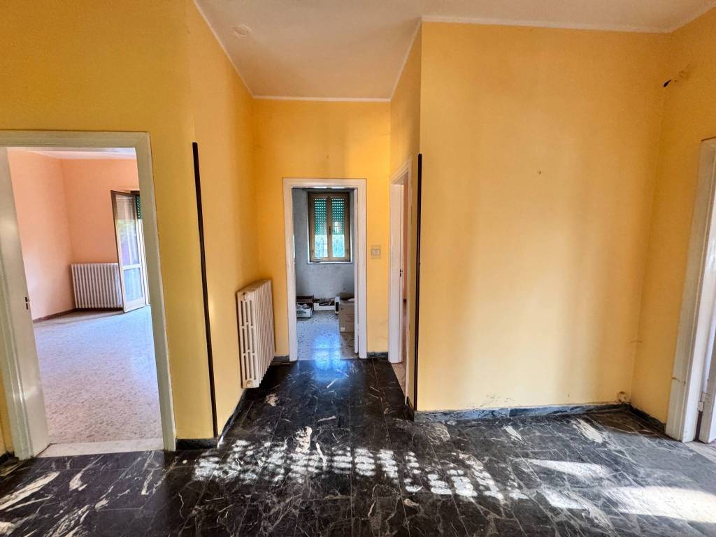 Villa a Ceccano in Via Madonna del Carmine, 54 - Foto 4