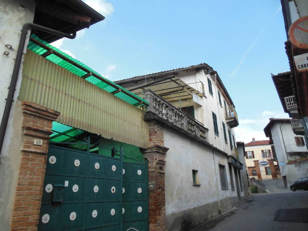 Casa indipendente a Pino d'asti in via Maestra, 26 - Foto 3