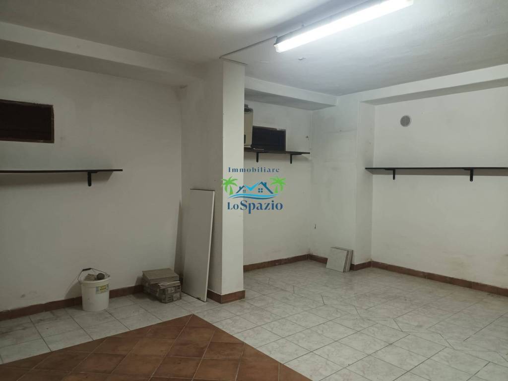 Box / garage a Andora in Via Giovanni Rattalino - Foto 2