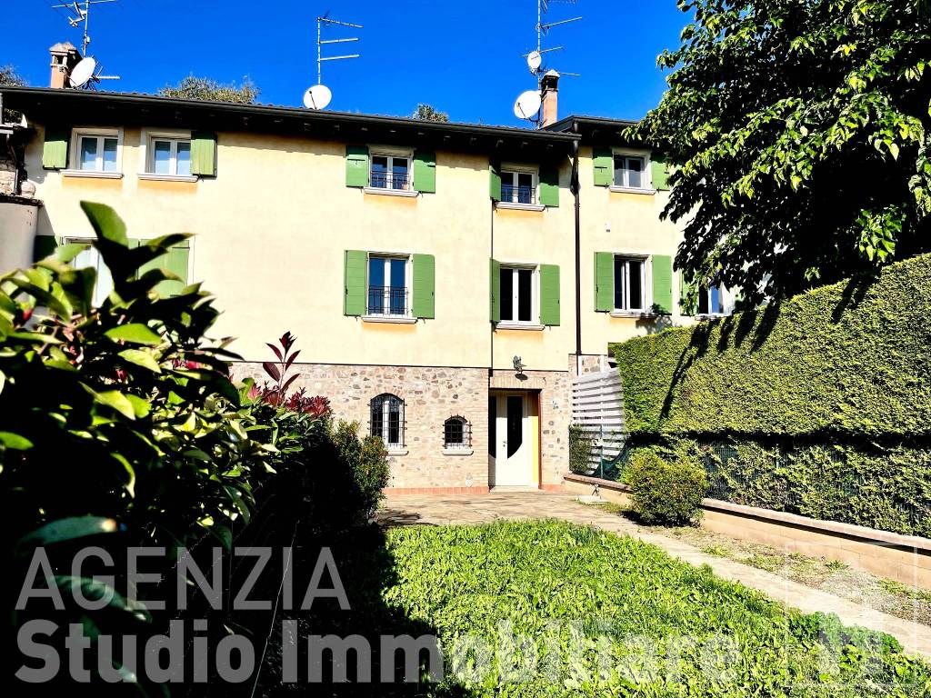 Villetta a schiera a Peschiera del garda in Località Baccoli di Sopra - Foto 2