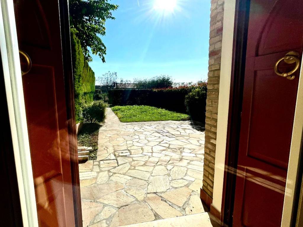 Villetta a schiera a Peschiera del garda in Località Baccoli di Sopra - Foto 4