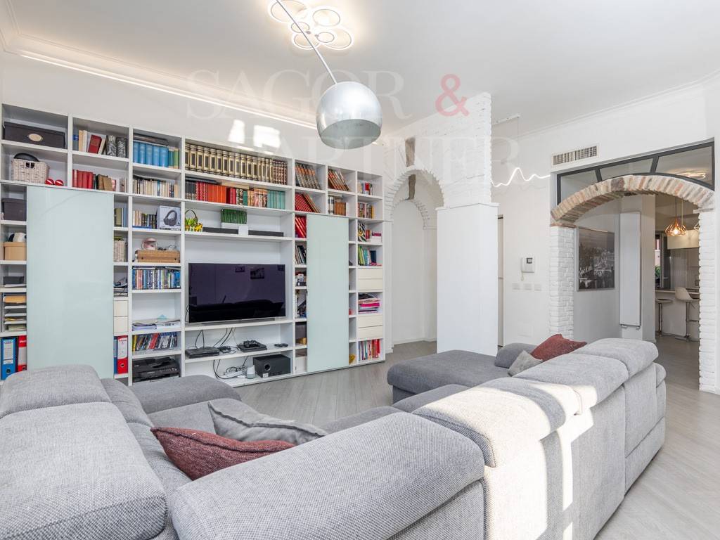 Appartamento a Milano in Via Costanza, 37 - Foto 4