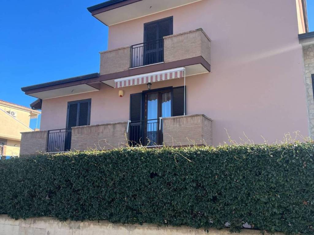Villa a Teverola in Via Salzano - Foto 2
