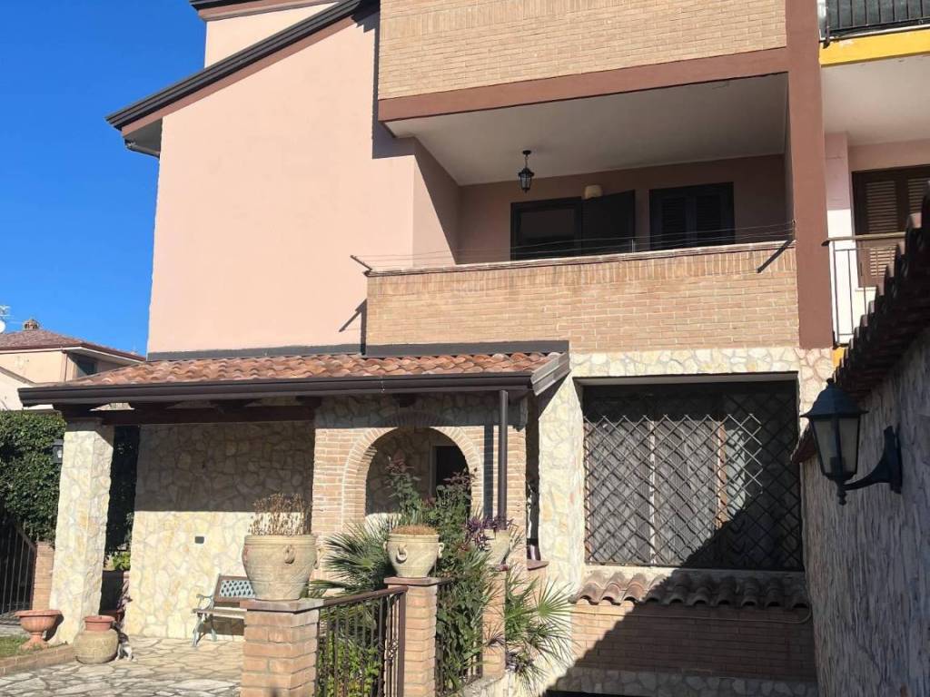 Villa a Teverola in Via Salzano - Foto 3