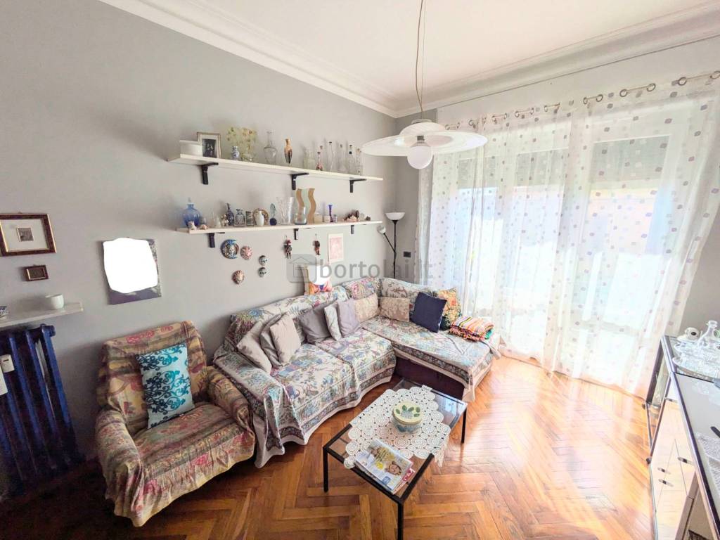 Appartamento a Genova in Via Peschiera - Foto 2