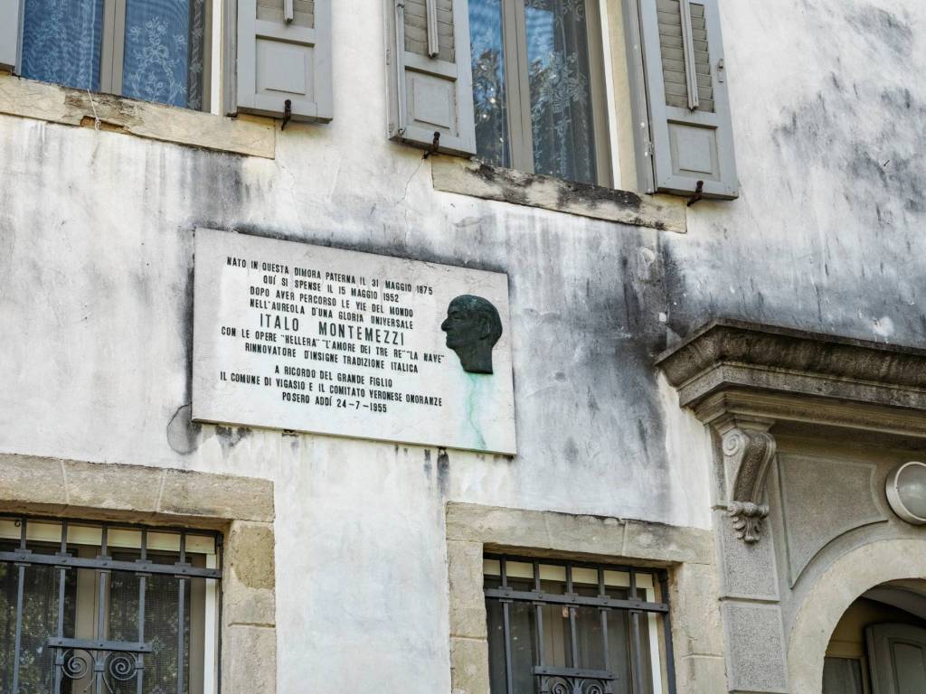 Villa a Vigasio in via montemezzi, 18 - Foto 2