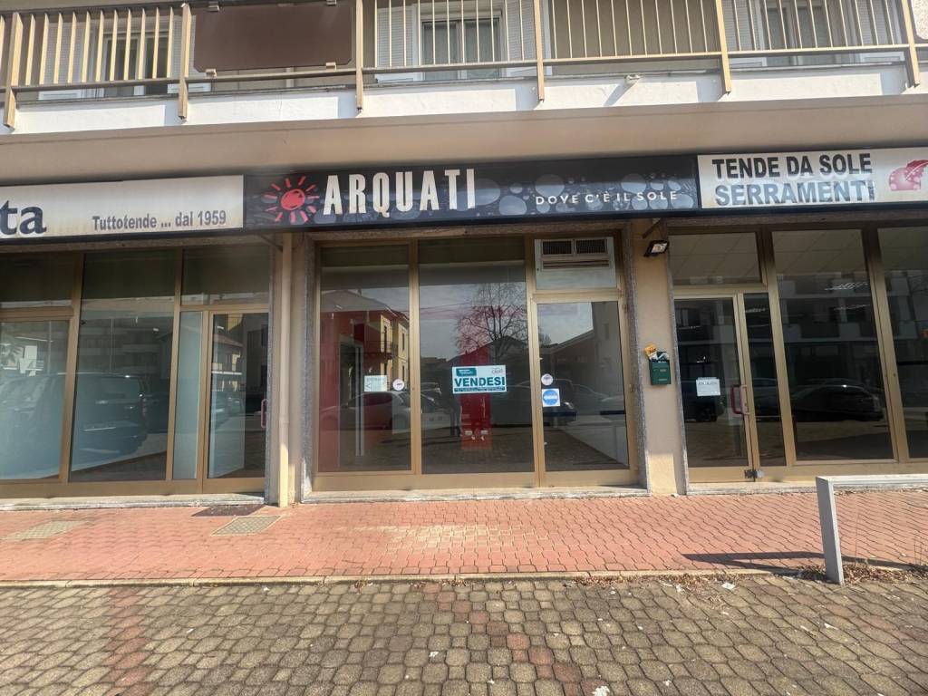 Immobile a Borgomanero in Via Novara, 80 - Foto 2