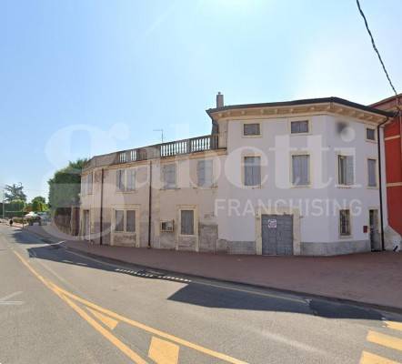 Villa a Vigasio in via montemezzi, 18 - Foto 2