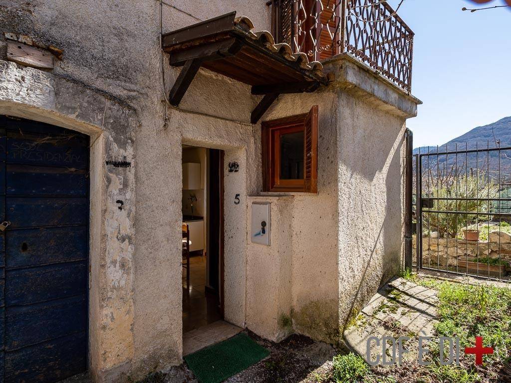 Appartamento a Pescorocchiano in Via degli Orti - Foto 3