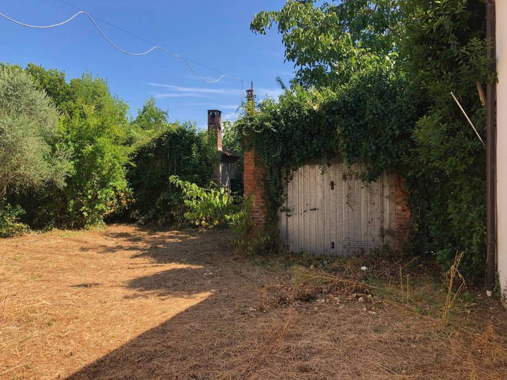 Villa a Voghiera in Via Dante Alighieri, 8 - Foto 2