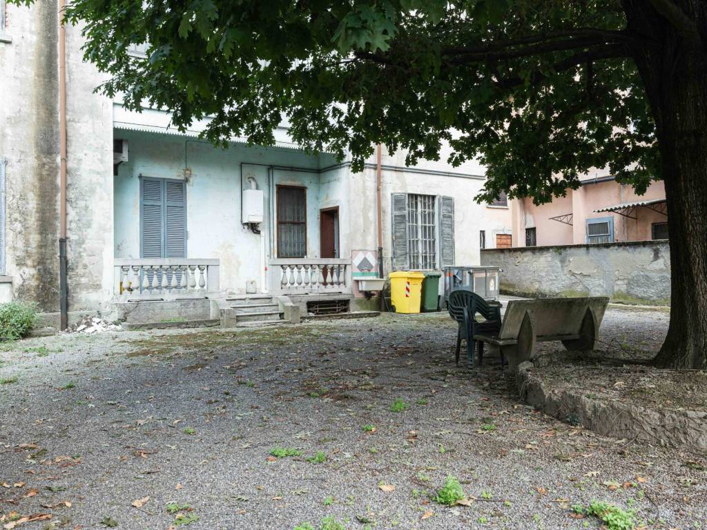 Villa a Molteno in Piazza Risorgimento - Foto 3
