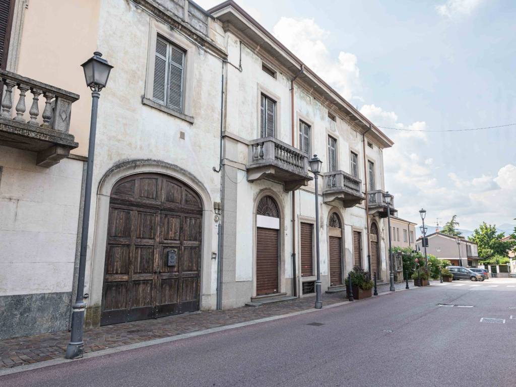 Villa a Molteno in Piazza Risorgimento - Foto 5