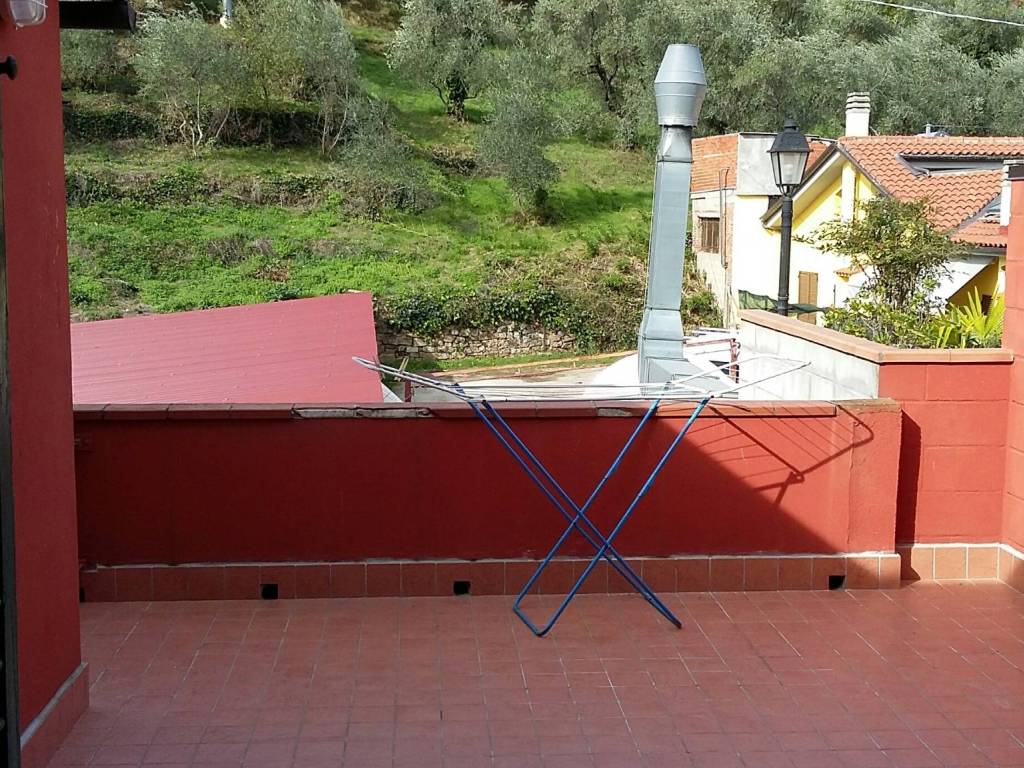 Casa indipendente a Pistoia in Via Provinciale Lucchese - Foto 2