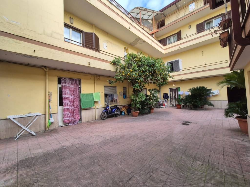 Palazzo / stabile a Orta di atella in Via Giustino Fortunato, 1 - Foto 4