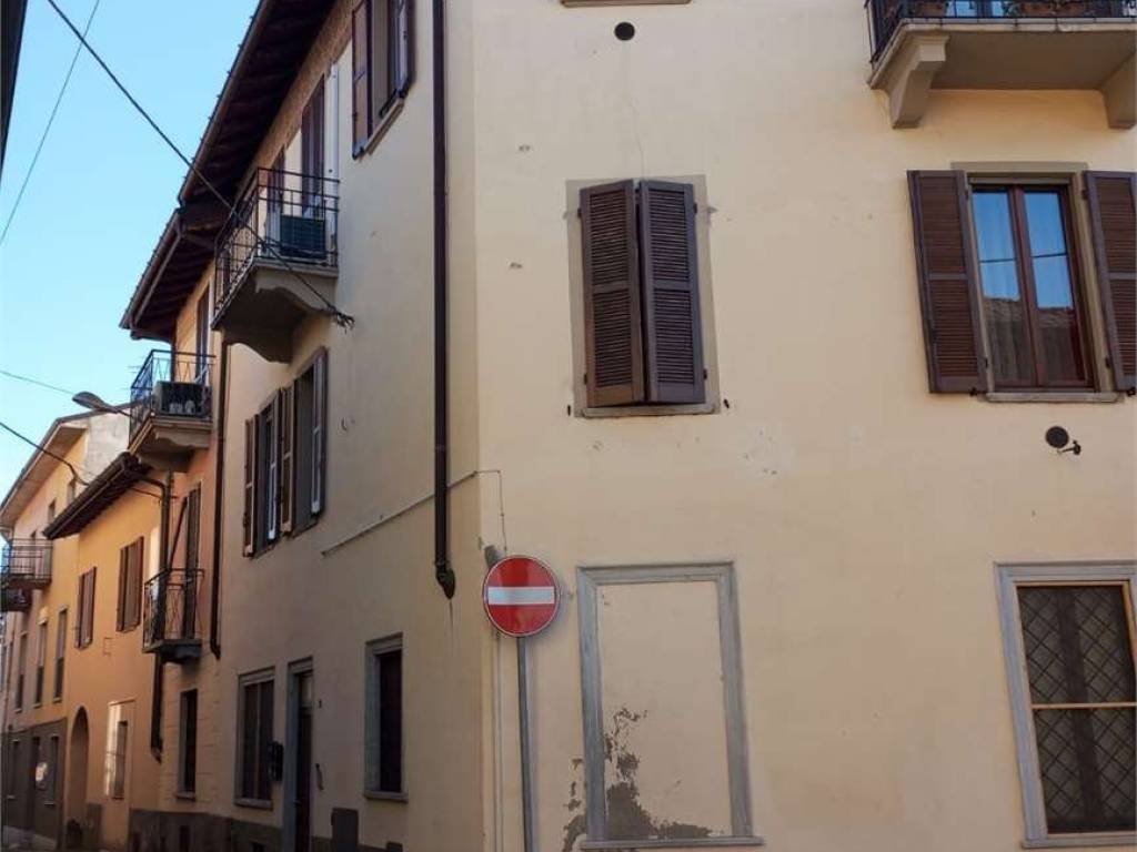 Appartamento a Azzate in via Marconi, 15 - Foto 2
