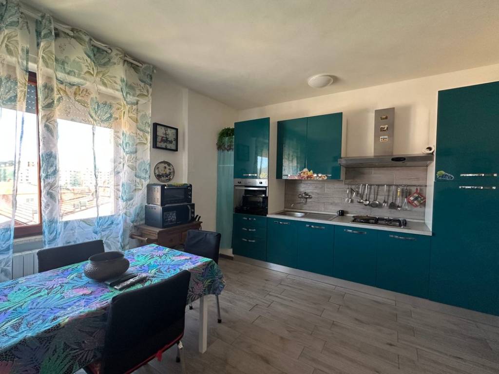 Appartamento a Rosignano marittimo in Via Pietro Mascagni - Foto 4