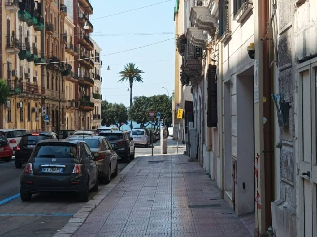 Palazzo / stabile a Taranto in Via Vincenzo Pupino, 84 - Foto 2