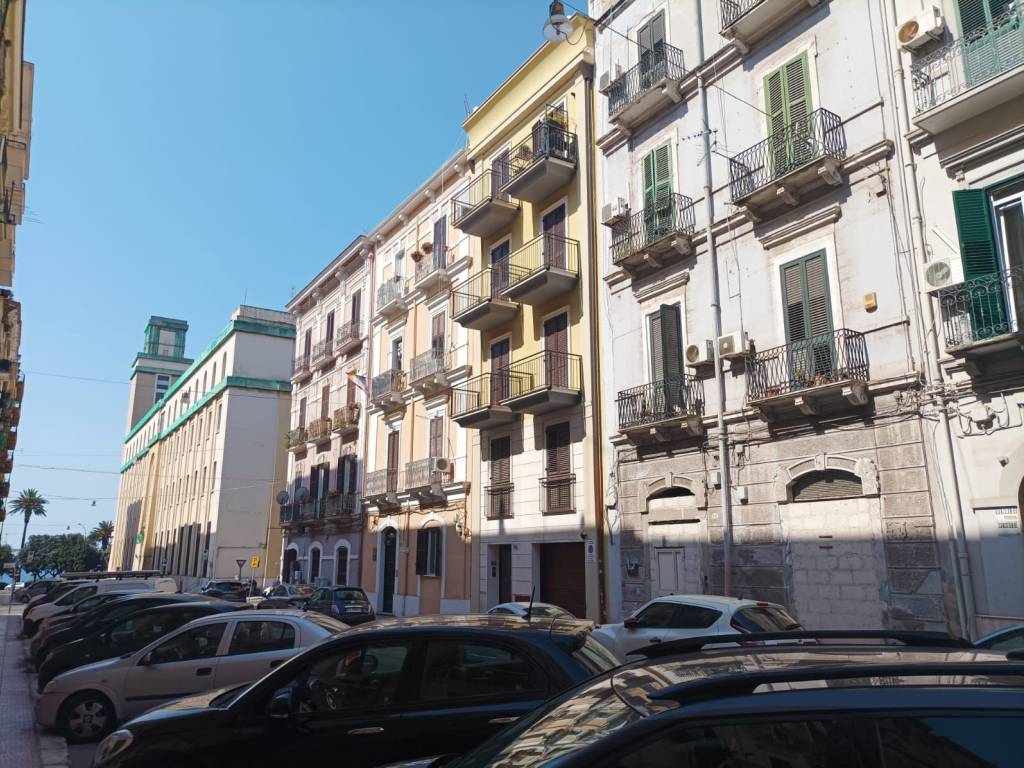 Palazzo / stabile a Taranto in Via Vincenzo Pupino, 84 - Foto 3