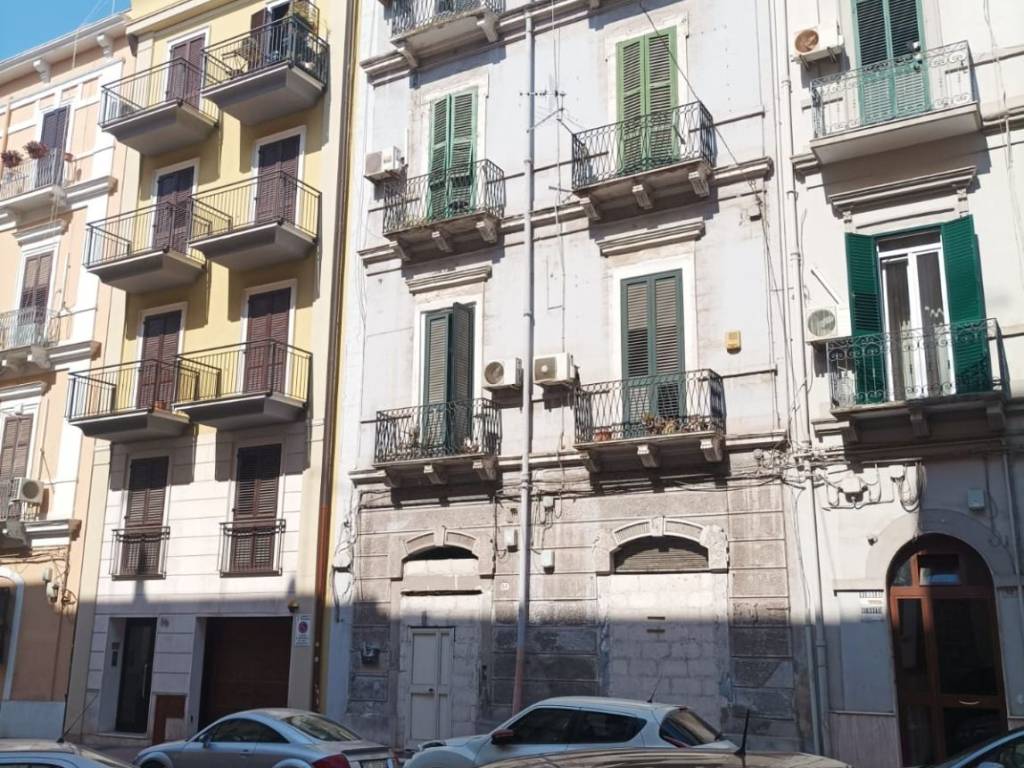Palazzo / stabile a Taranto in Via Vincenzo Pupino, 84 - Foto 4