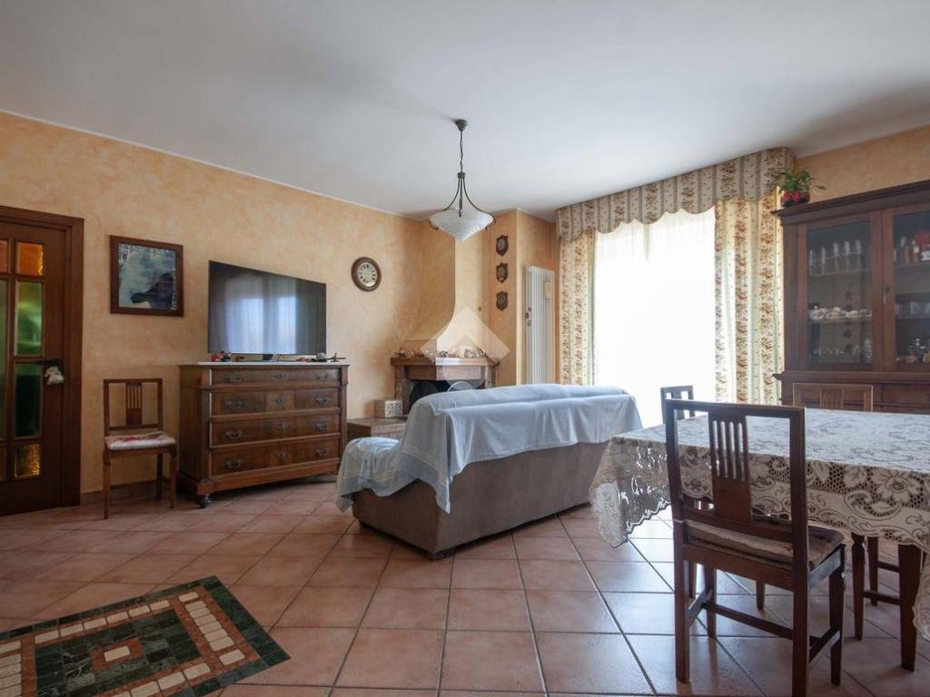 Appartamento a Roseto degli abruzzi in Via Defense, 32 - Foto 2