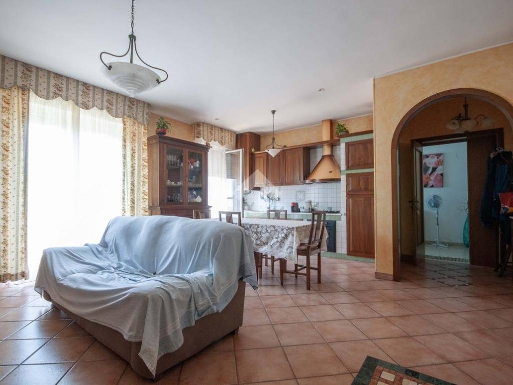 Appartamento a Roseto degli abruzzi in Via Defense, 32 - Foto 3