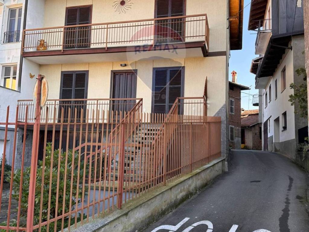 Casa indipendente a Sostegno in piazza santa Caterina, 11 - Foto 3