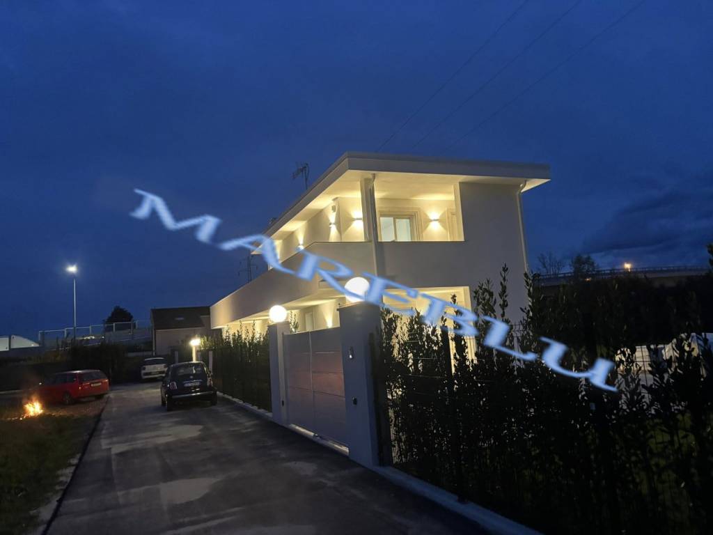 Villa a Pietrasanta in Via Pisanica - Foto 3