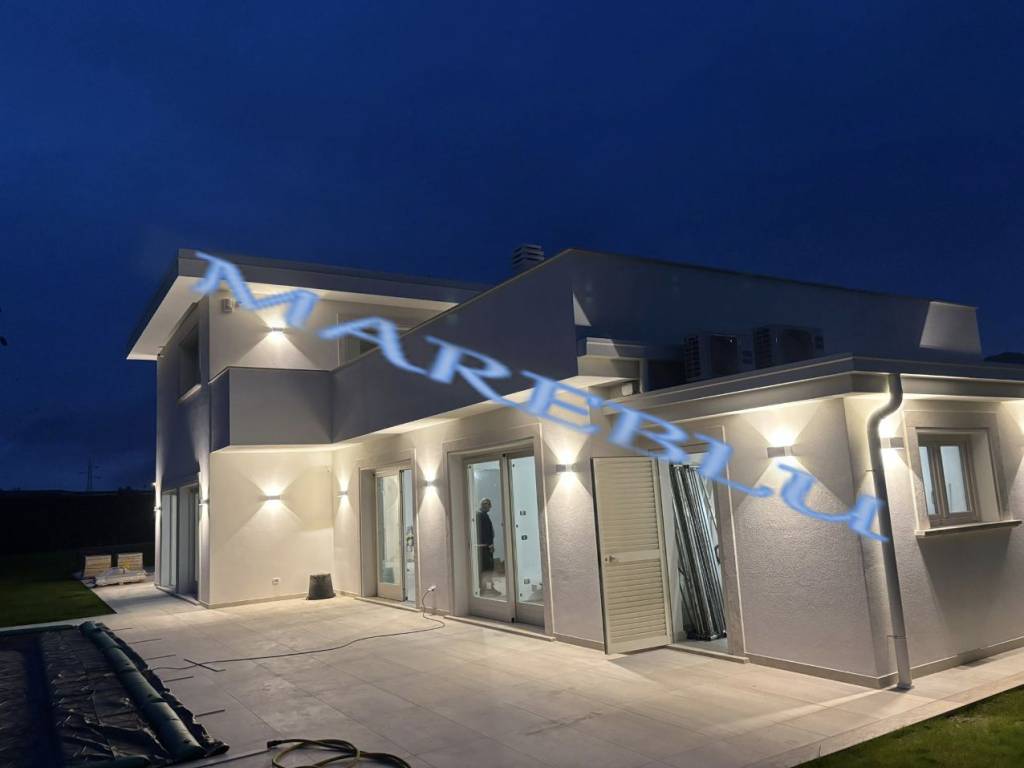 Villa a Pietrasanta in Via Pisanica - Foto 4