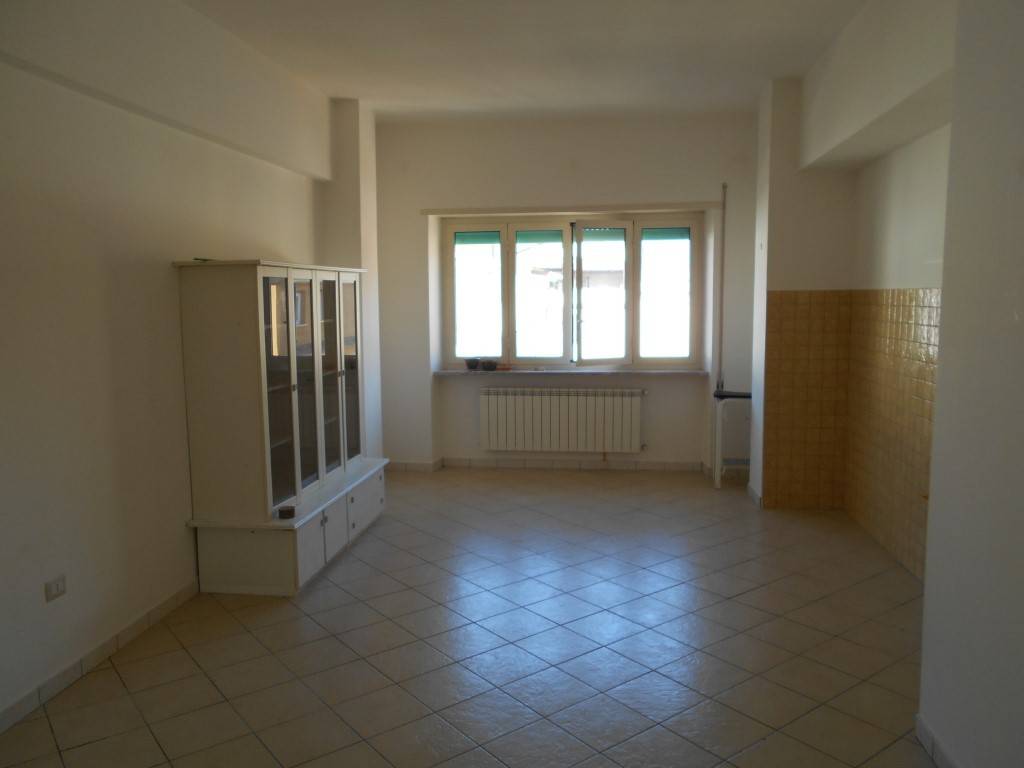 Appartamento a Cassino in Via Gioacchino Rossini - Foto 4