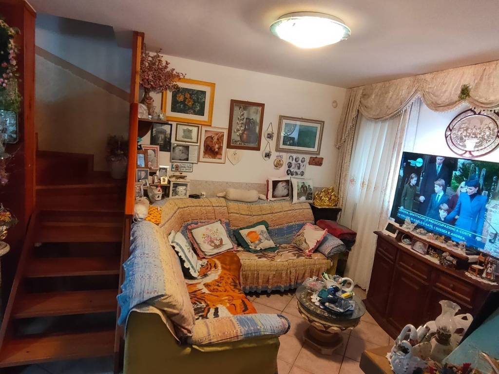 Villa a Pederobba in Via Roma - Foto 3