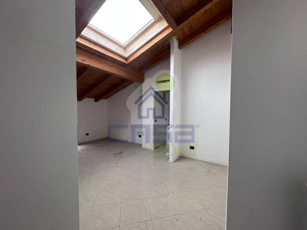 Appartamento a Castiraga vidardo in VIA ROMA 16 - Foto 2