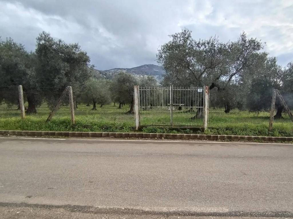 Terreno a Cori in Via Pezze Di Ninfa, 26 - Foto 3