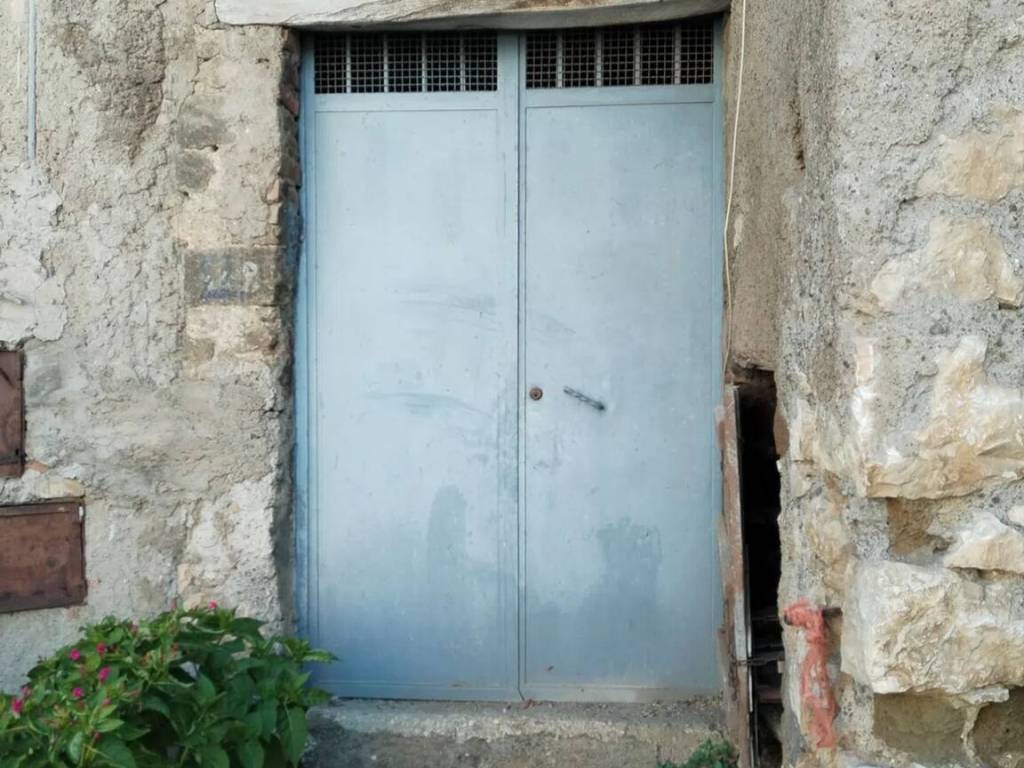 Box / garage a Cori in Via Cavour S.N.C. - Foto 2