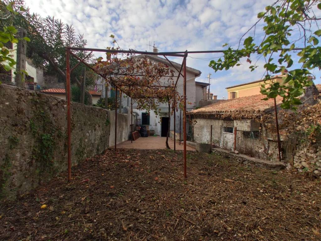 Appartamento a Cori in Piazza Montebello - Foto 3