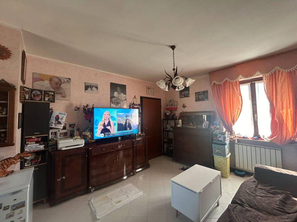 Appartamento a Castiglione del lago in Via Fratelli Rosselli - Foto 2