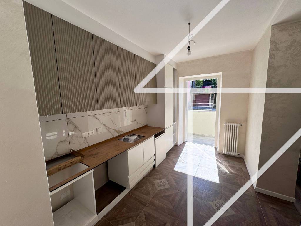 Appartamento a Trieste in Via Commerciale - Foto 3