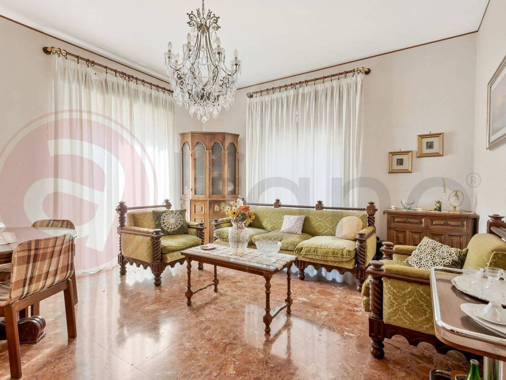 Palazzo / stabile a Sant'elia fiumerapido in Via IV Novembre, 76 - Foto 2