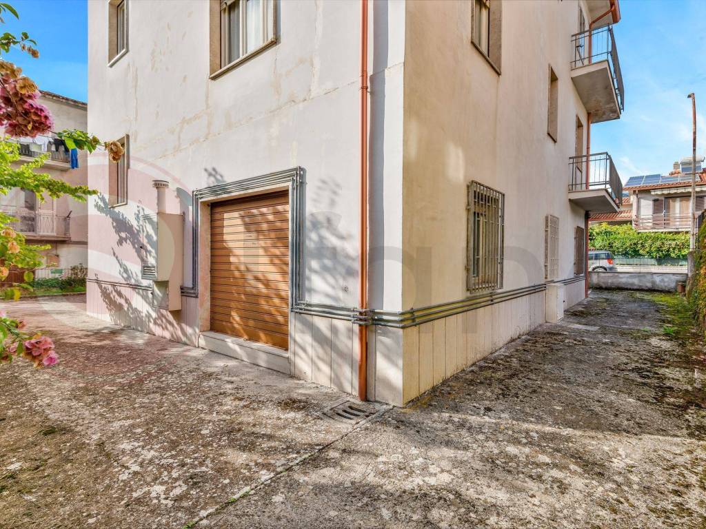 Palazzo / stabile a Sant'elia fiumerapido in Via IV Novembre, 76 - Foto 5