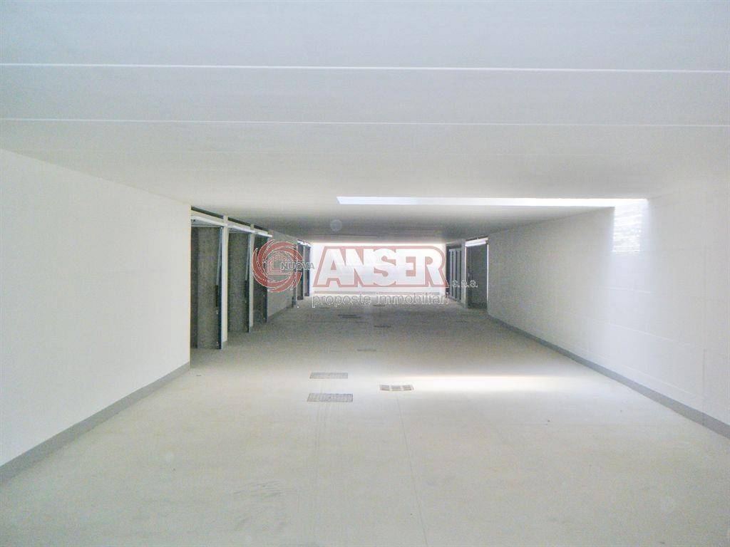 Box / garage a Lomagna in Piazza Cavour, 3 - Foto 2