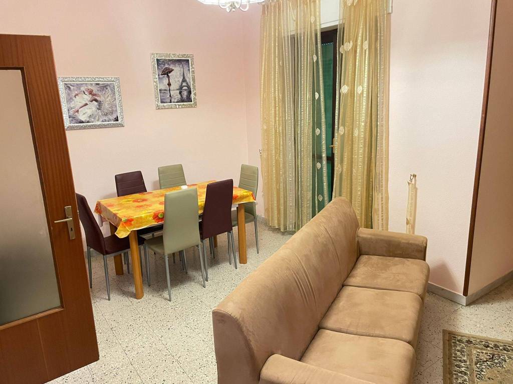 Appartamento a Catanzaro in Via della Resistenza, 14 - Foto 3