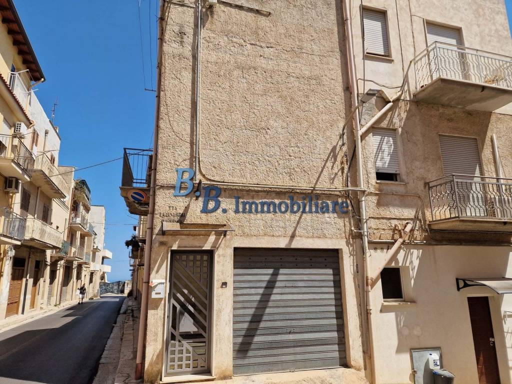 Appartamento a Alcamo in Via Generale Antonio Cascino - Foto 3