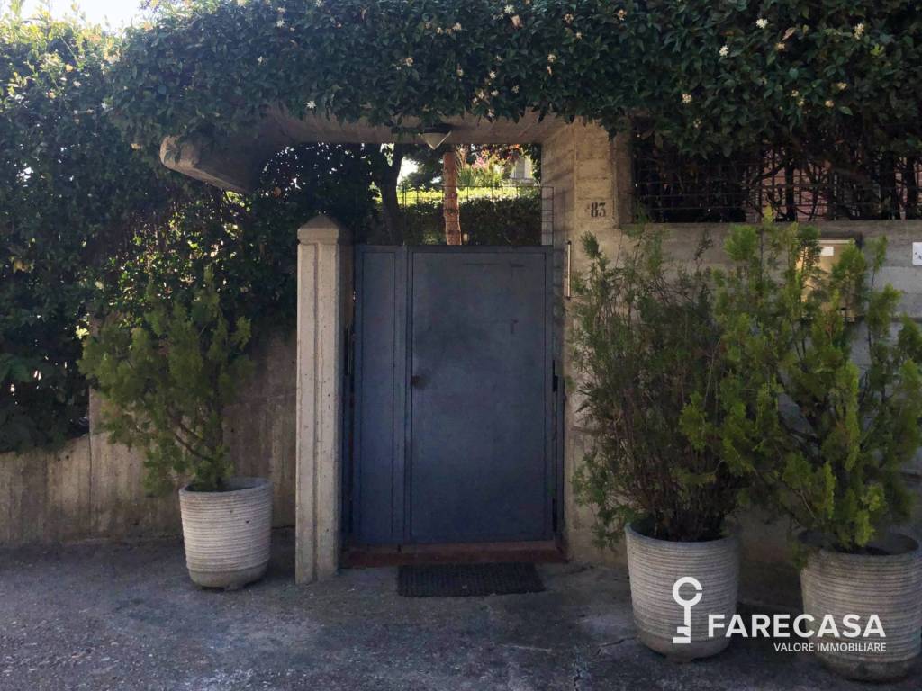Appartamento a Teramo in Via Aldobrando De Paulis Fedele, 83 - Foto 2