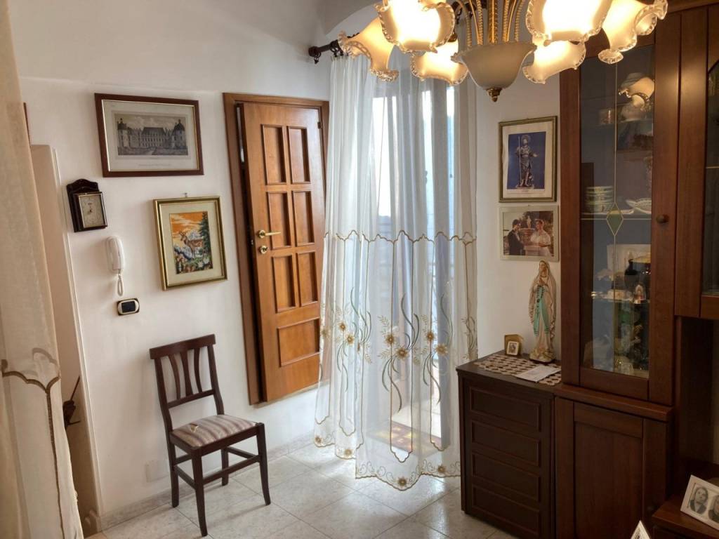 Casa indipendente a Ceglie messapica in Via Corridoni - Foto 2