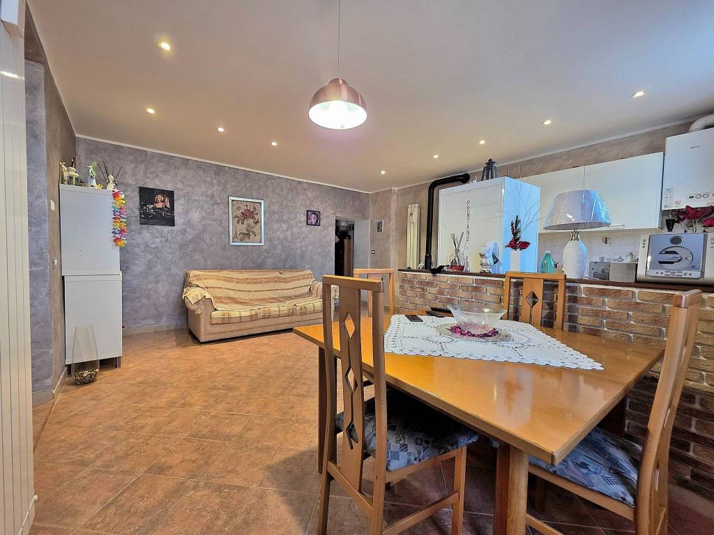 Appartamento a Verderio in Via Fuggitiva - Foto 3