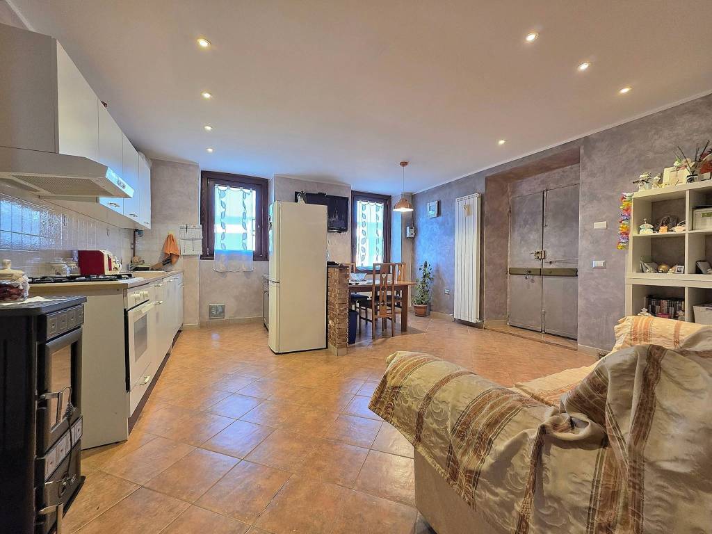 Appartamento a Verderio in Via Fuggitiva - Foto 4