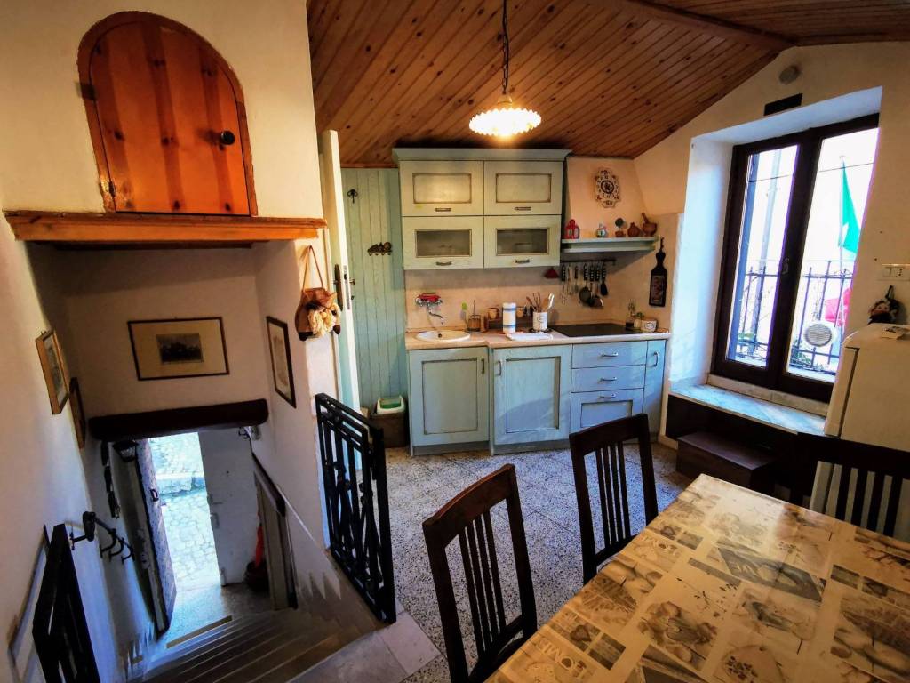 Casa indipendente a Sermoneta in Piazza del Comune, 7 - Foto 5