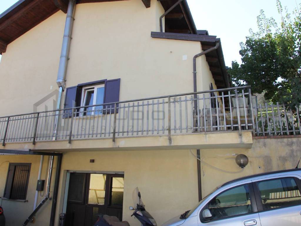 Villa a Montalto uffugo in VIA GIOVANNI MALAGODI, 25 - Foto 3