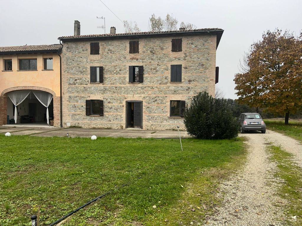 Rustico / casale a Parma in Strada Chiaviche, 120 - Foto 3